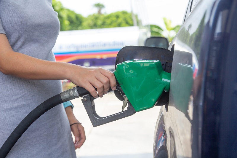 Hatósági áras lett az üzemanyag – a 95-ös benzin és a gázolaj legfeljebb 480 forintba kerülhet