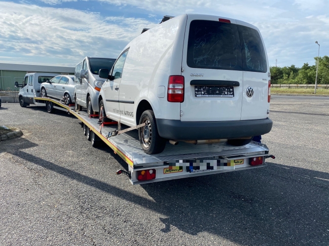 Személyautók és kisbuszok is büntethetők túlsúly vagy műszaki probléma miatt