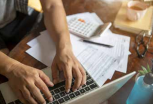 Gépjárműadó – sok a hiba a NAV határozataiban