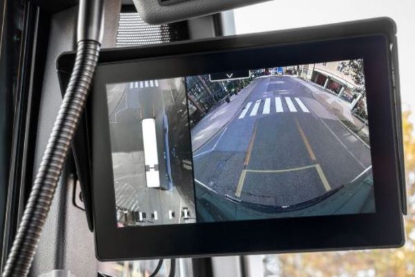 Visszapillantó tükör helyett kamerával is rendelhetők lesznek a Mercedes és Setra buszok