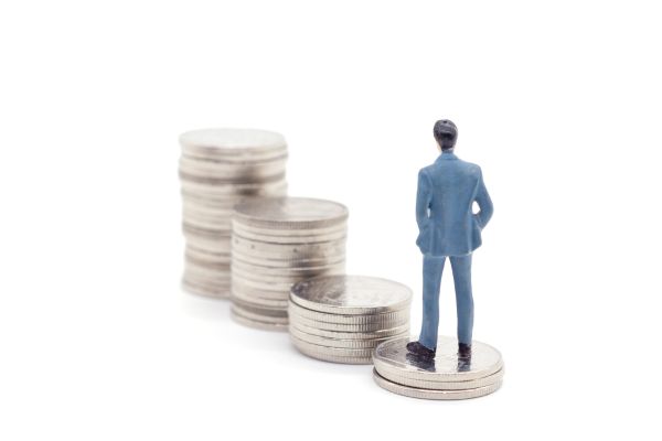 Érződik a munkaerőhiány, jóval az infláció felett kellett bért emelni